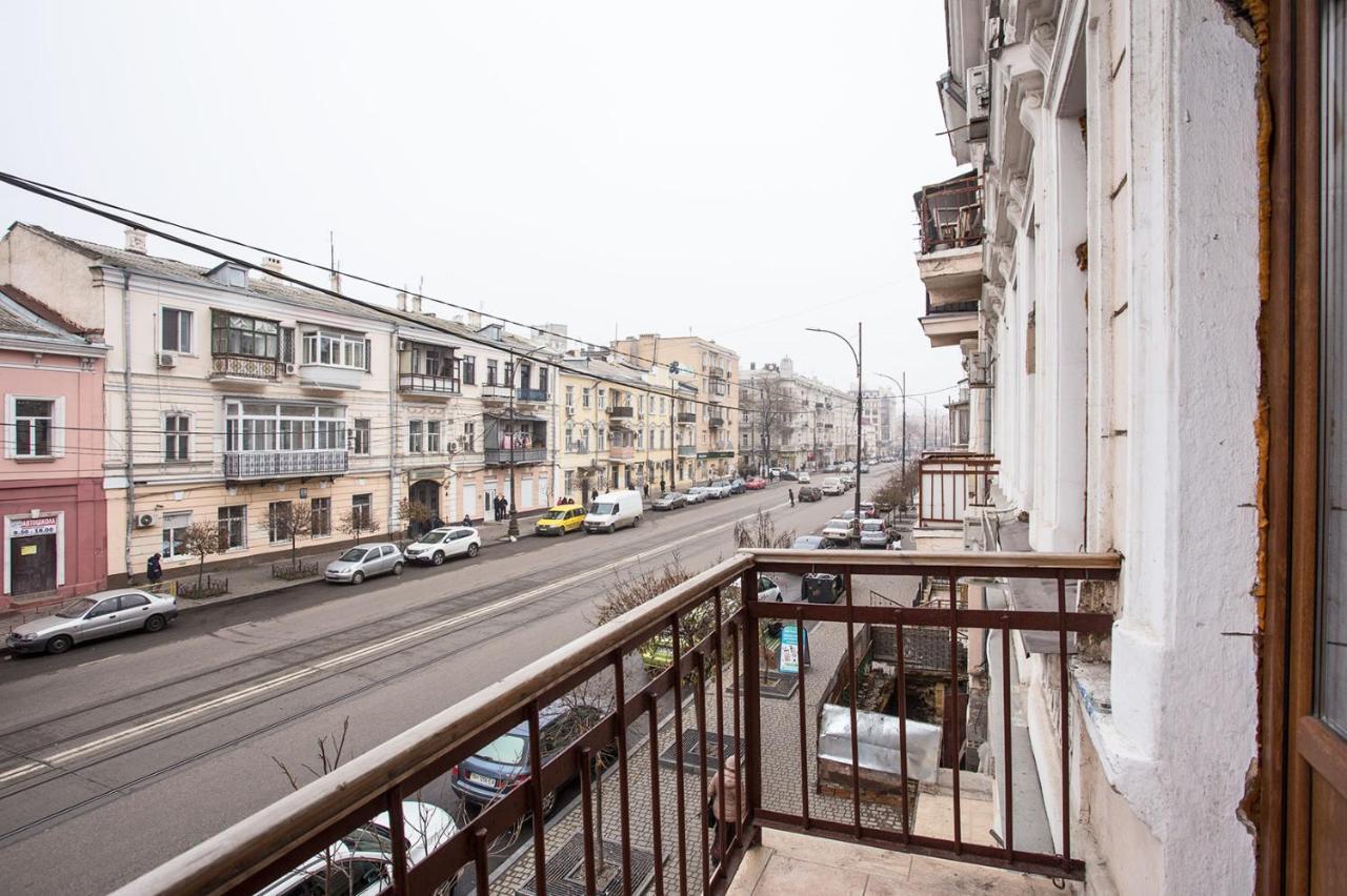 Baron ApartHotel Odesa Exterior foto