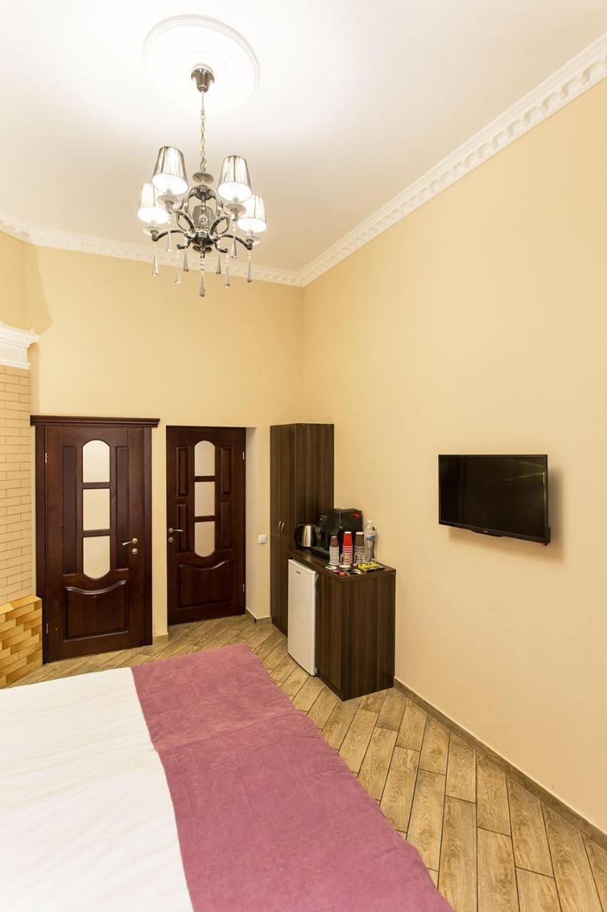 Baron ApartHotel Odesa Exterior foto