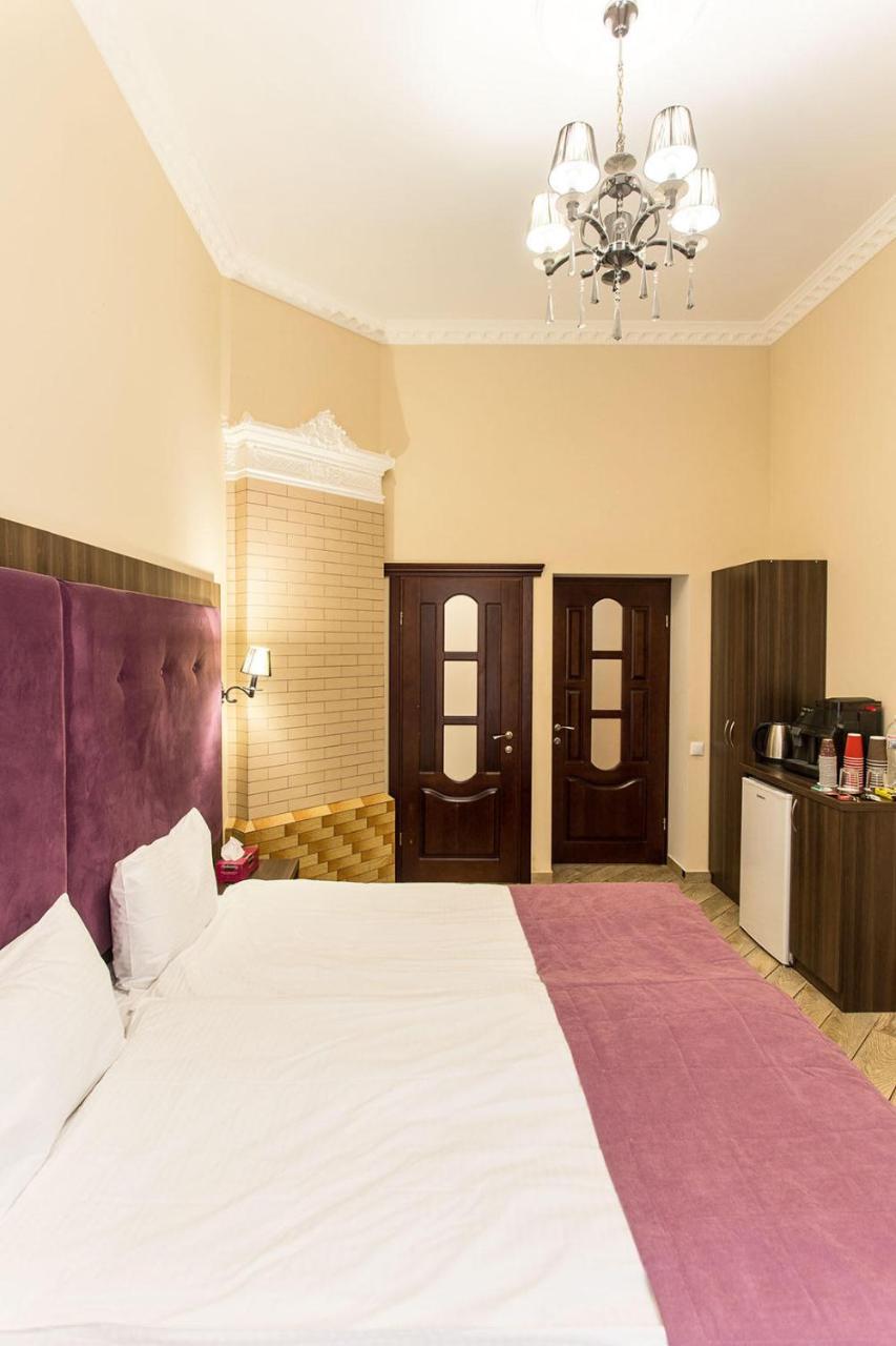 Baron ApartHotel Odesa Exterior foto