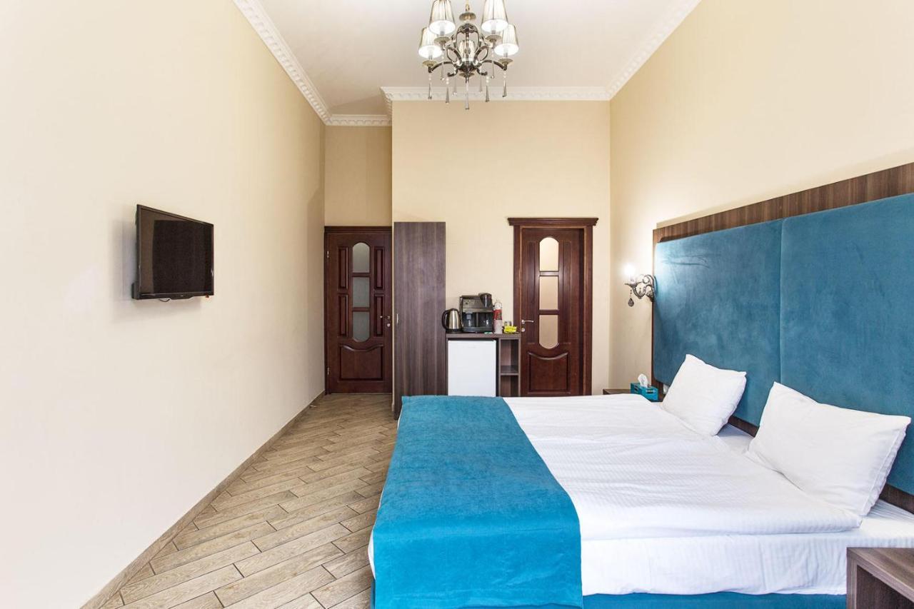 Baron ApartHotel Odesa Exterior foto