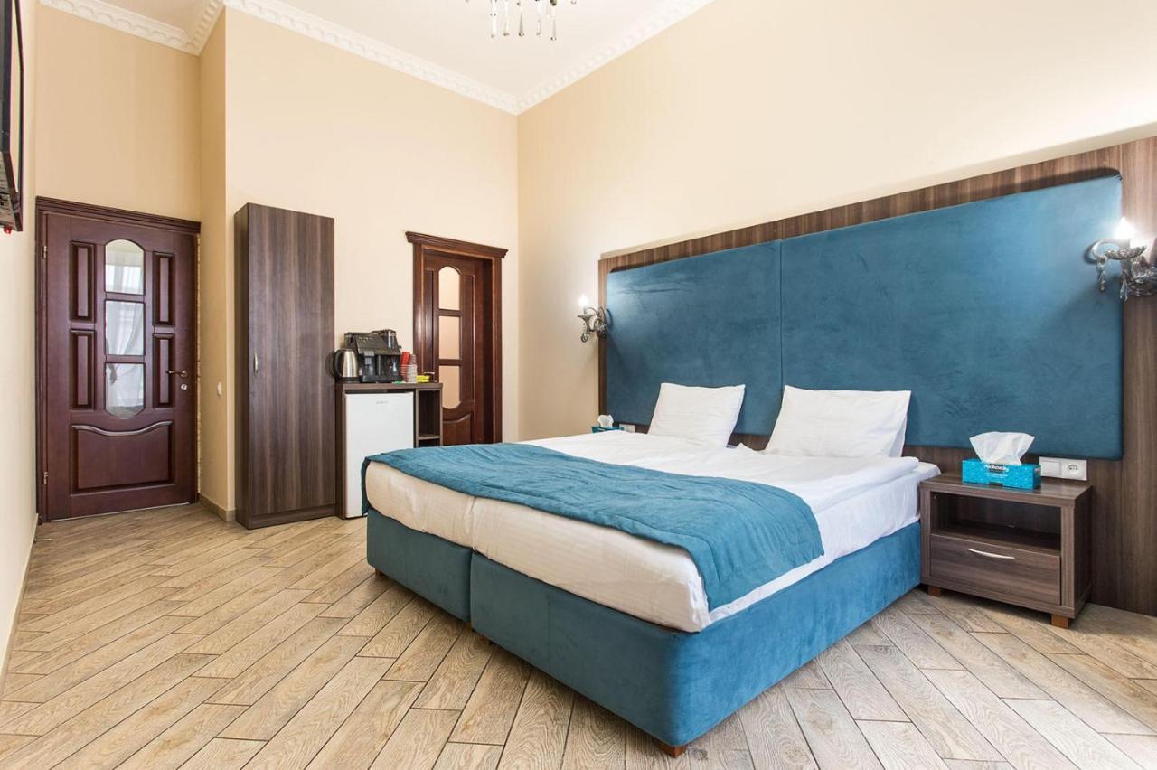Baron ApartHotel Odesa Exterior foto